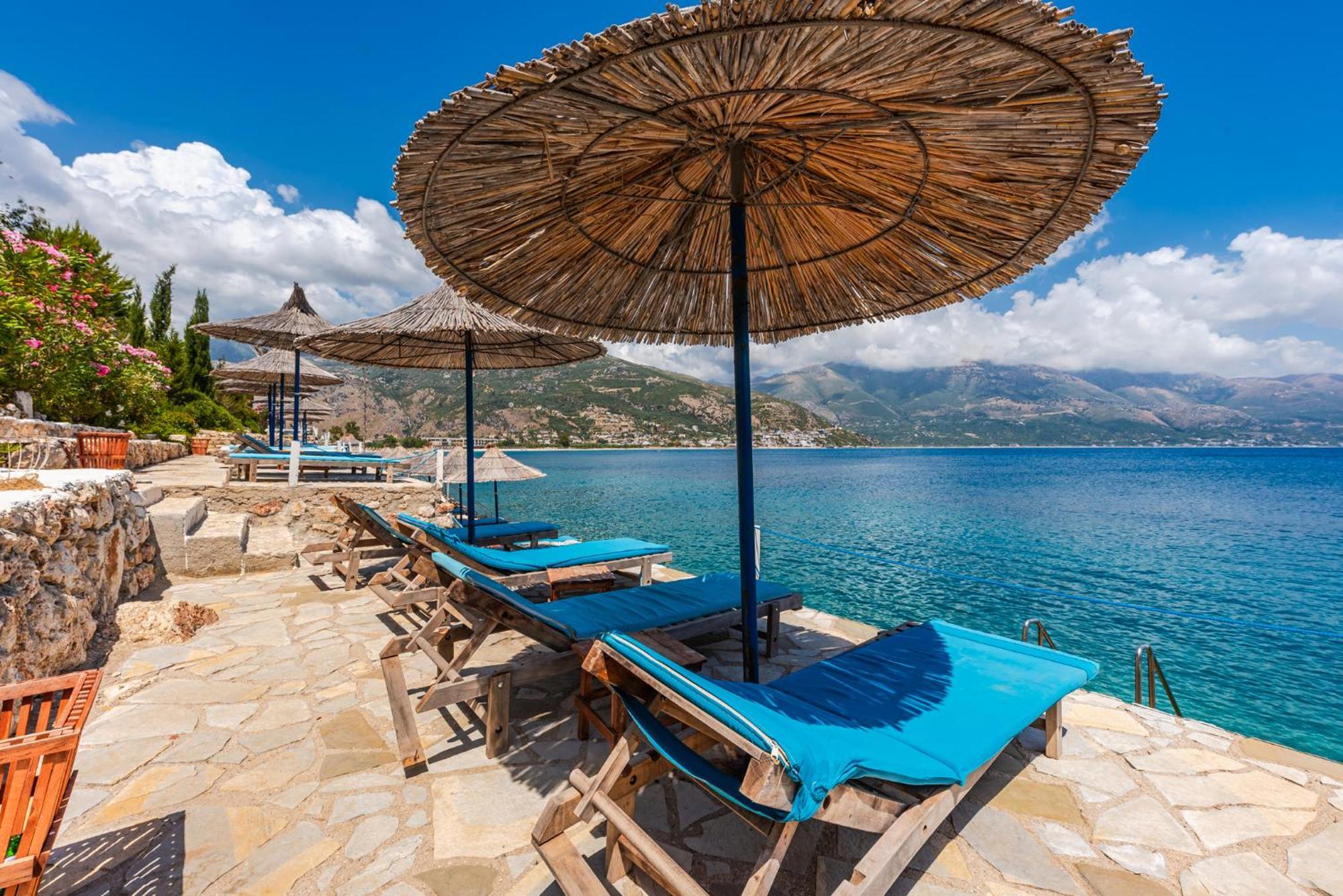 Stone - Adults Only Hotel Qeparo